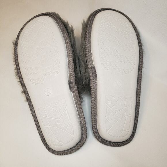 Blis Faux Fur Slippers NWT - Picture 7 of 9